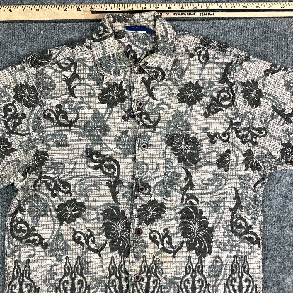 Sideout Shirt Mens‎ Small Gray Black Floral Button Up Short Sleeve Casual Top